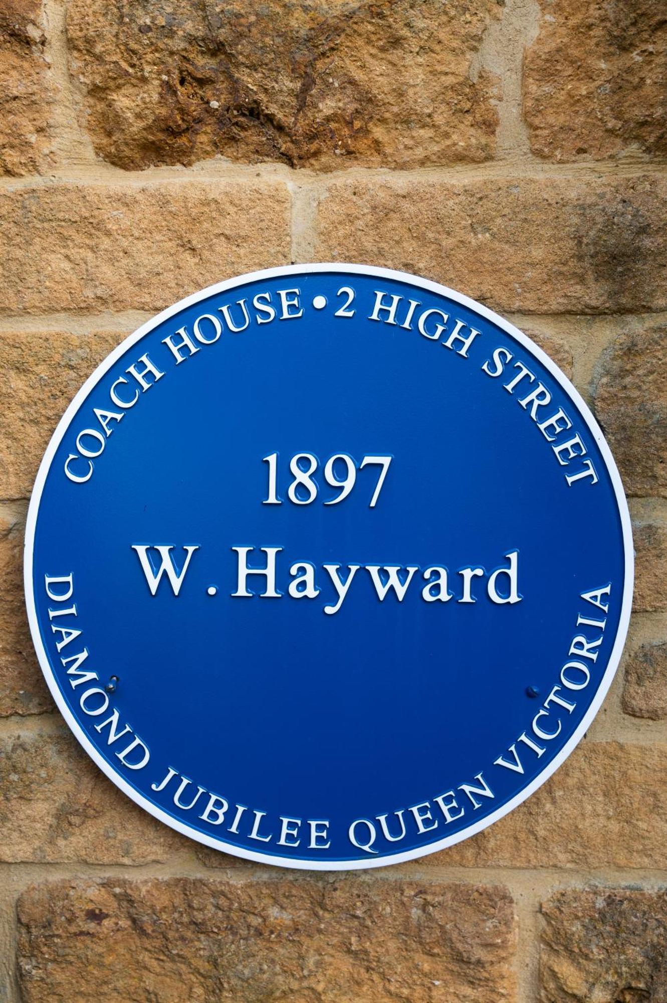 Historic Cotswold Chic Style For Uk Staycation 水上伯顿 外观 照片